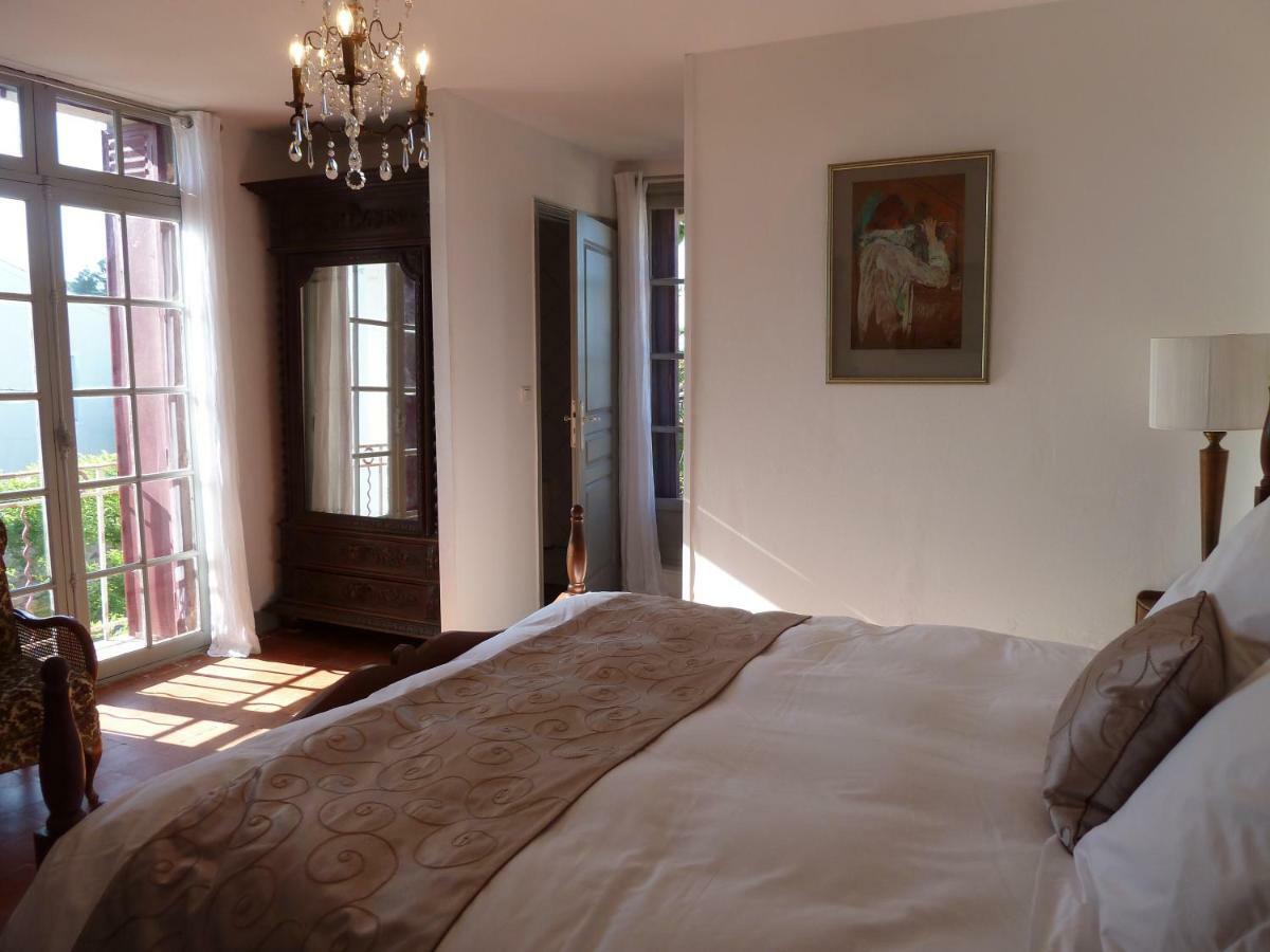 Maison Butterfly Bed and Breakfast Puissalicon Εξωτερικό φωτογραφία