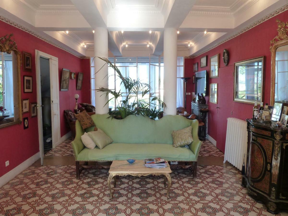 Maison Butterfly Bed and Breakfast Puissalicon Εξωτερικό φωτογραφία